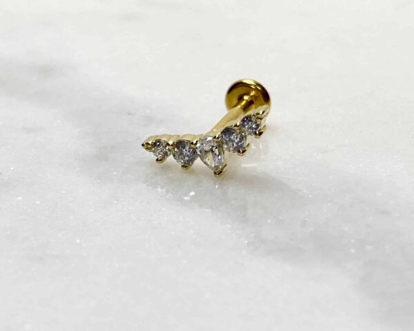 Bijou en or jaune 18 carats en forme de grande marquise